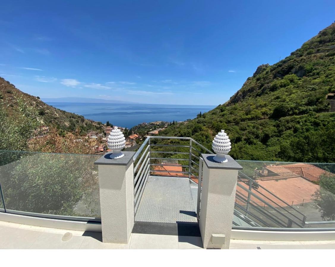 Suite Apartments Branco - Infinity Pool & Sea View - 5 Minuti Dal Centro Taormina Eksteriør billede